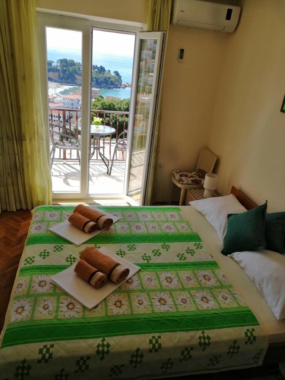 Apartment Olimp Ulcinj Exterior photo